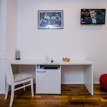 Old Mulberry Pensionat Split