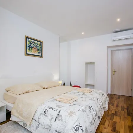 Old Mulberry 4* Split