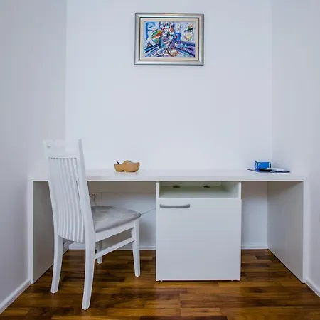 Old Mulberry Guest house 4*